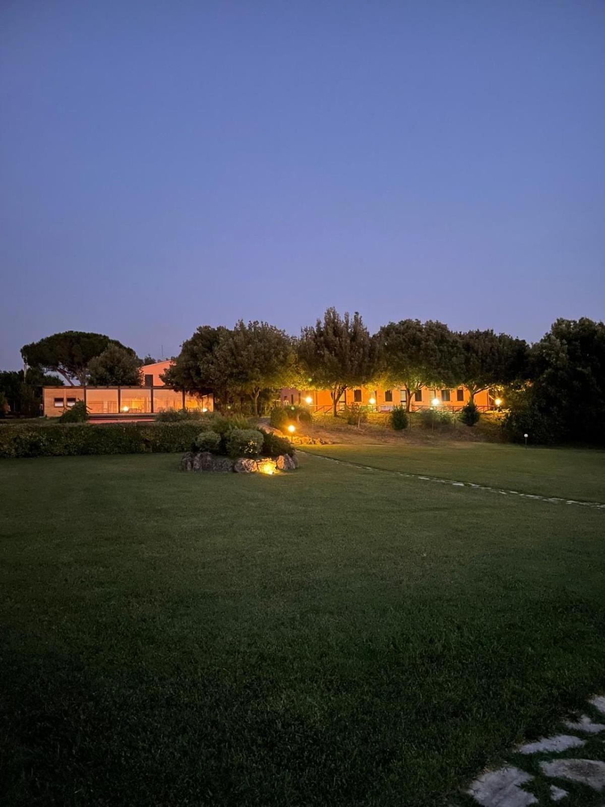 Agriturismo I Tre Fossi Мальяно-ин-Тоскана Экстерьер фото